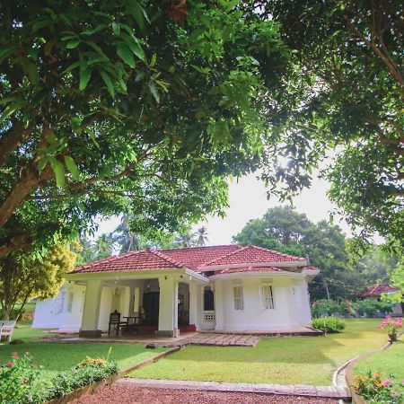 Thalpe Walawwa Heritage Villa Unawatuna Εξωτερικό φωτογραφία
