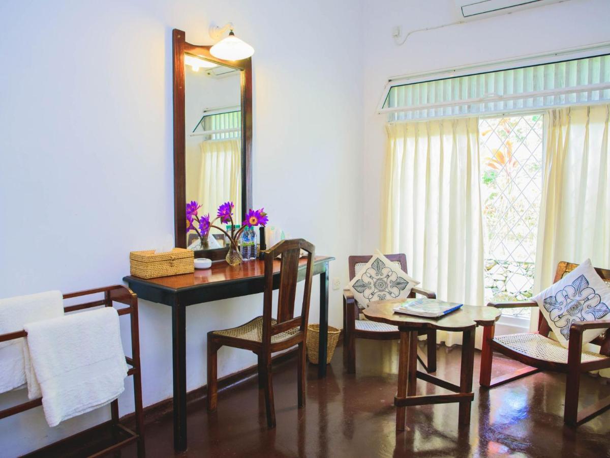 Thalpe Walawwa Heritage Villa Unawatuna Εξωτερικό φωτογραφία