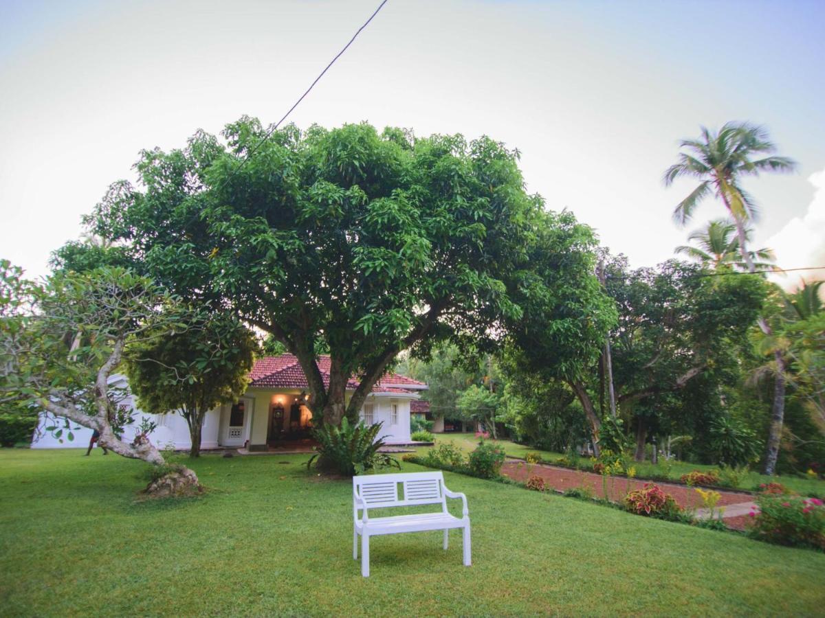 Thalpe Walawwa Heritage Villa Unawatuna Εξωτερικό φωτογραφία