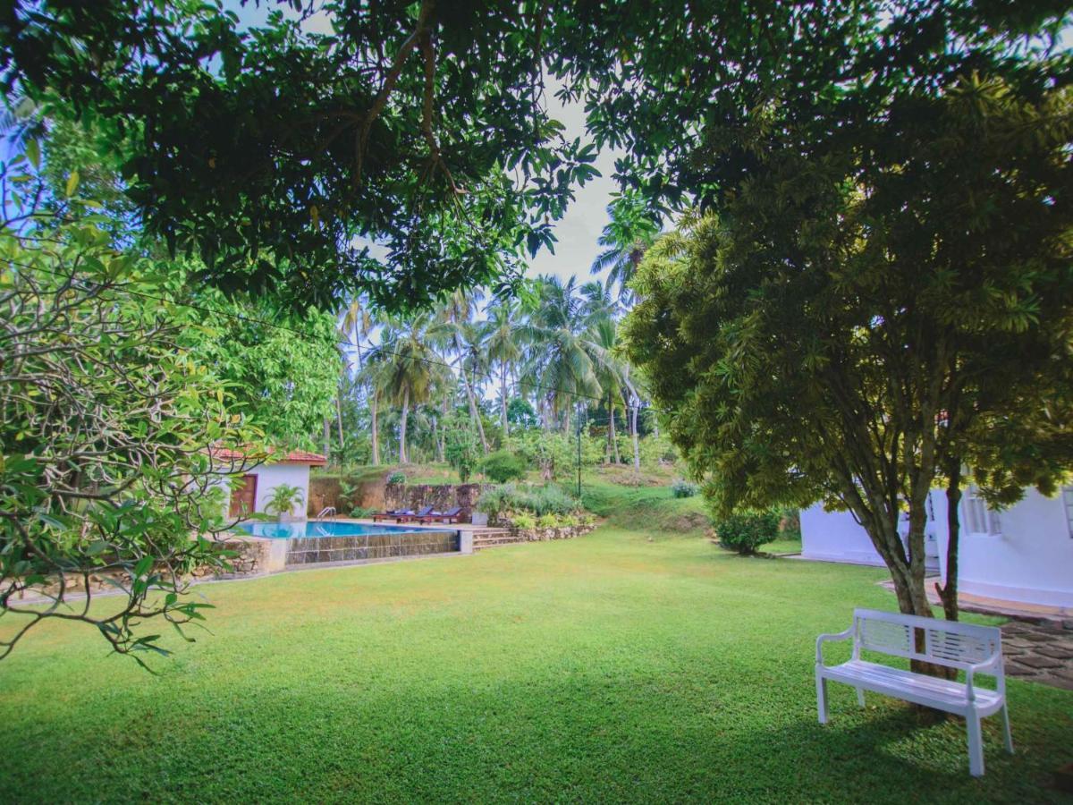 Thalpe Walawwa Heritage Villa Unawatuna Εξωτερικό φωτογραφία
