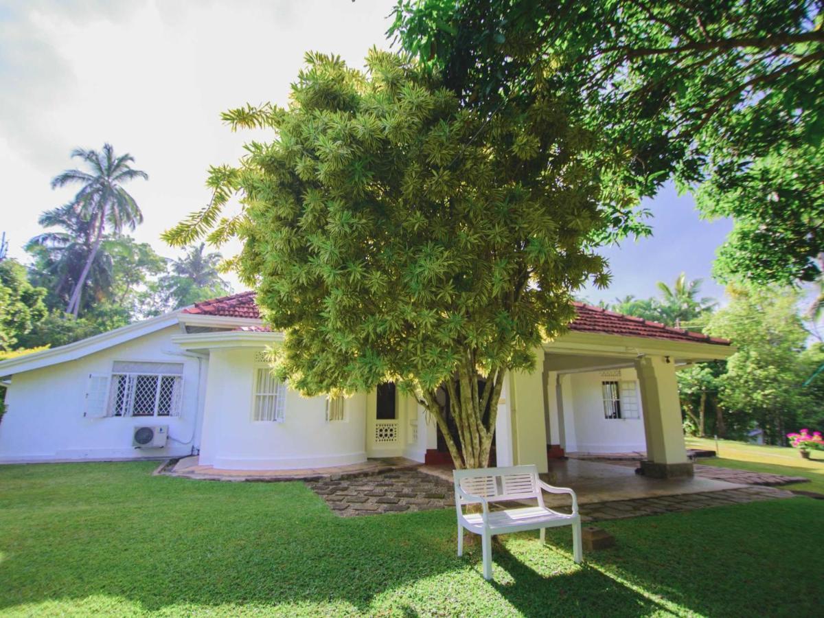 Thalpe Walawwa Heritage Villa Unawatuna Εξωτερικό φωτογραφία